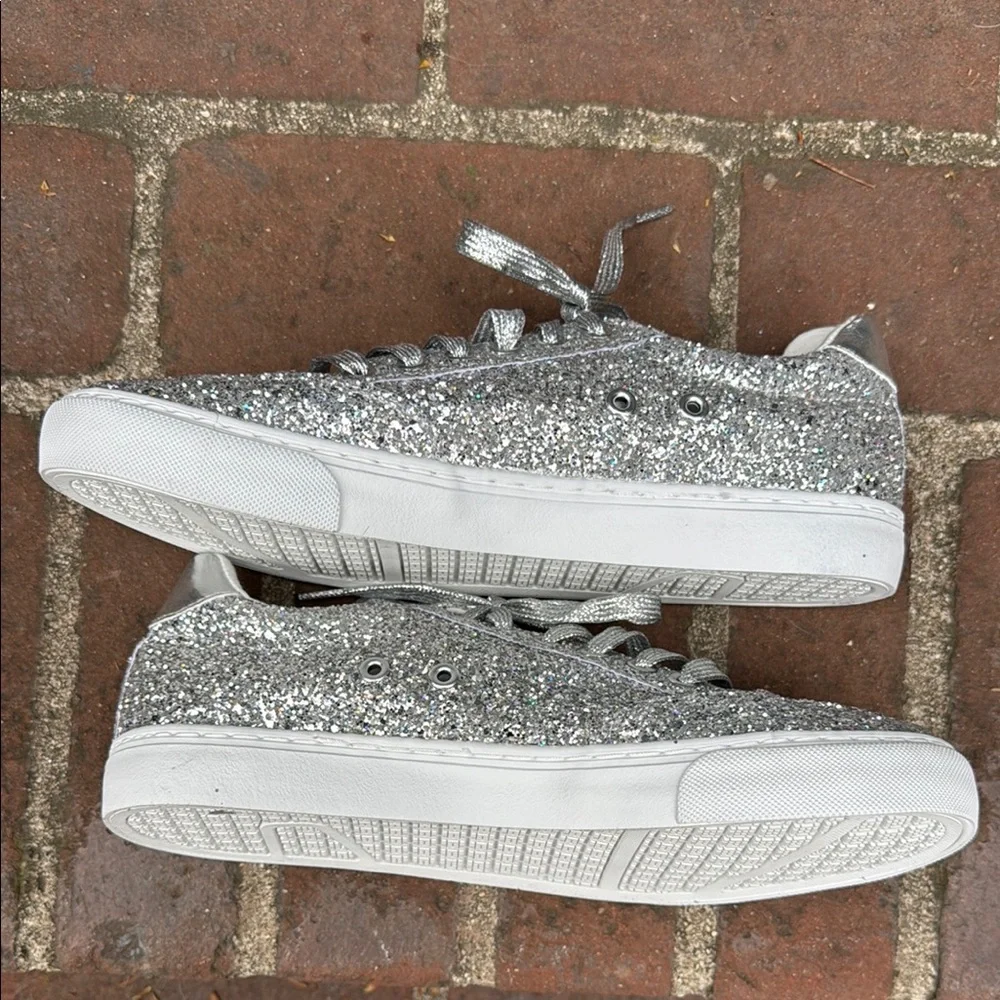 New Sparkling Silver Glitter Sneakers - Picture 5 of 8